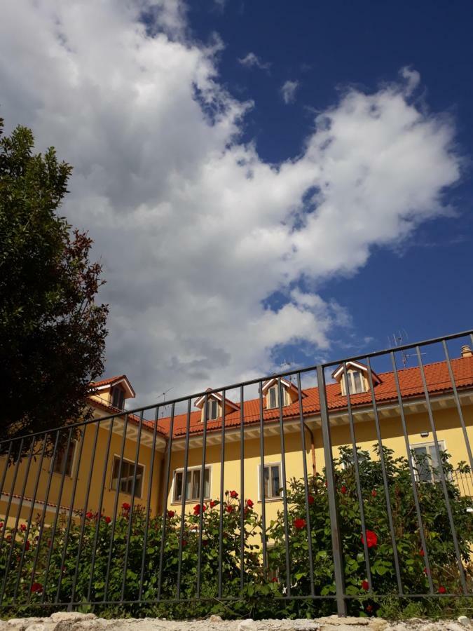 Villa Immersa Nel Verde L'Aquila Ngoại thất bức ảnh